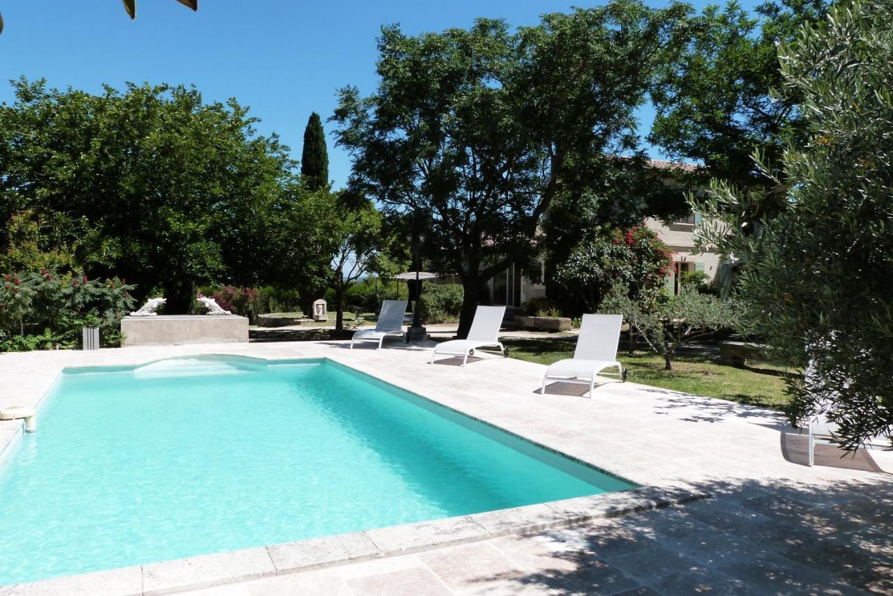 Le Mas Du Lac Saint-Rémy-de-Provence Exteriör bild